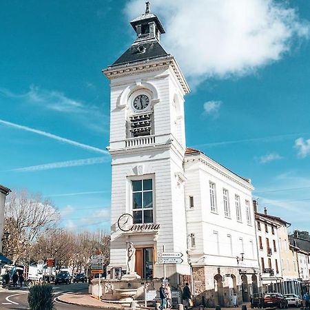 Le Cosy Plein Centre Avec Terrasse Daire Meximieux Dış mekan fotoğraf